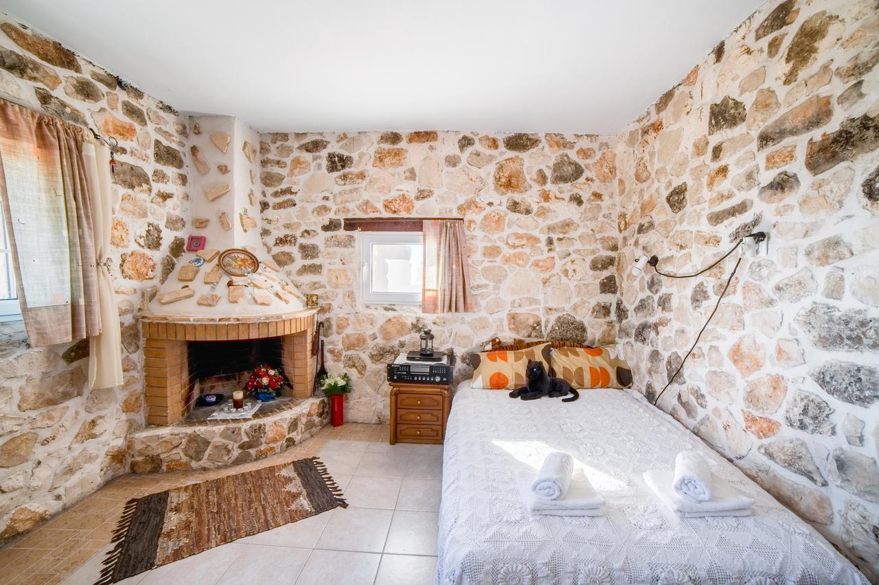 Вілла Lithahiro Stone House Agalas Екстер'єр фото